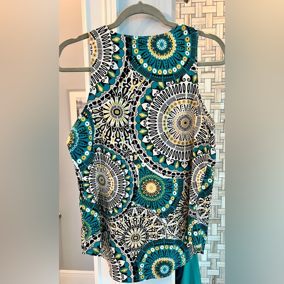 Van Heusen teal, gold and black blouse. - Picture 3 of 5